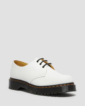 White Men's Dr Martens 1461 Bex Smooth Leather Oxfords Shoes | CA 586NWY